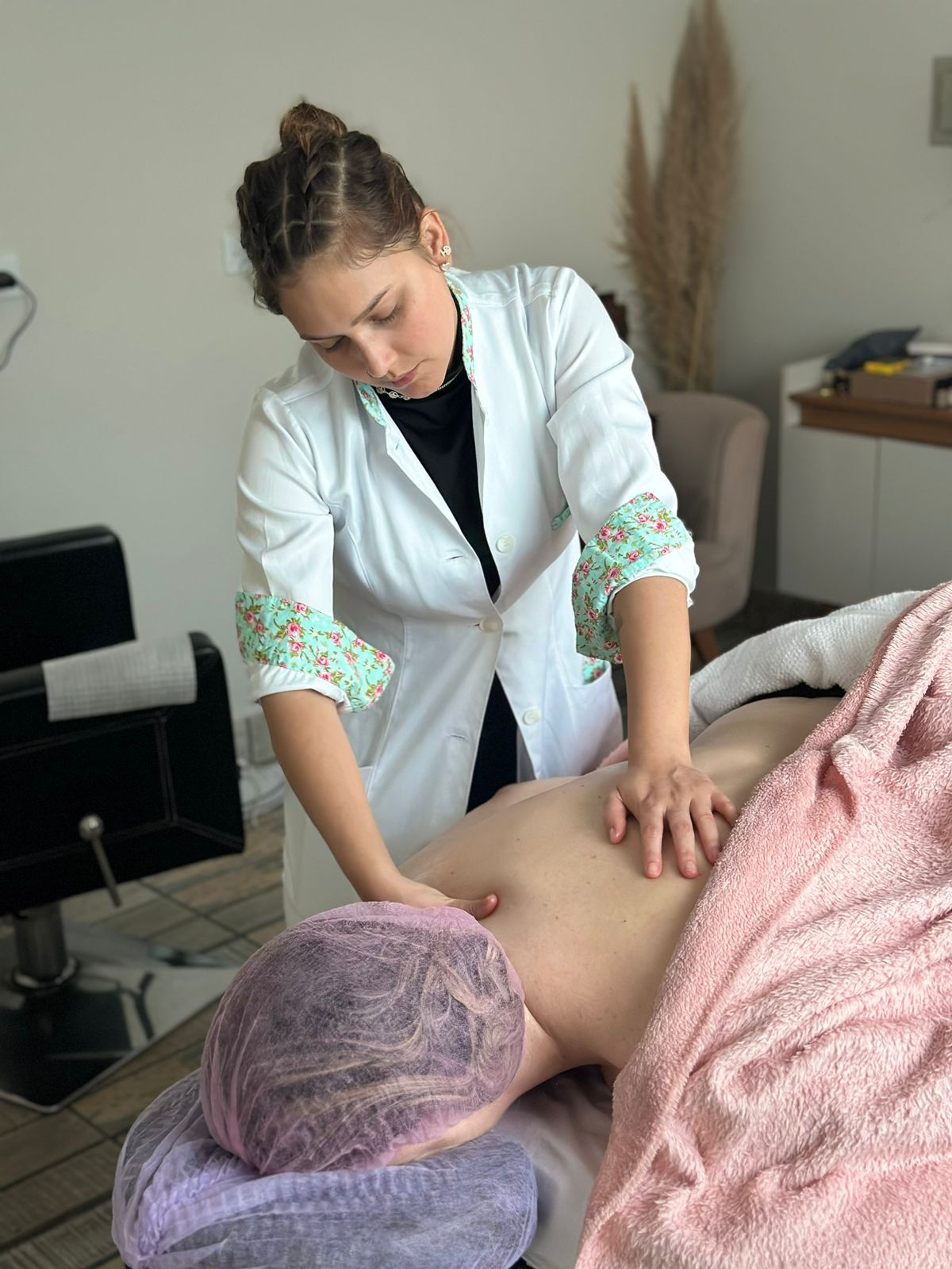 Massagem Relaxante com cuidado profissional
